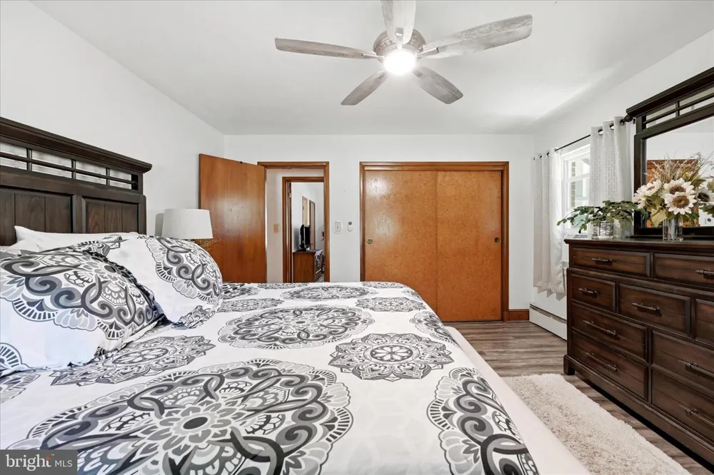 9581 VALLEY ROAD Berkeley Springs, WV 25411