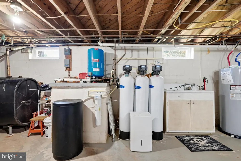 9581 VALLEY ROAD Berkeley Springs, WV 25411