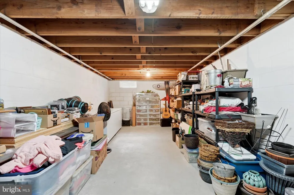 9581 VALLEY ROAD Berkeley Springs, WV 25411