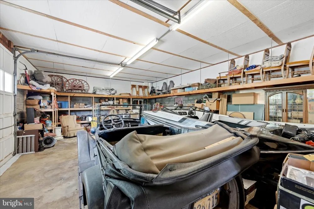 9581 VALLEY ROAD Berkeley Springs, WV 25411