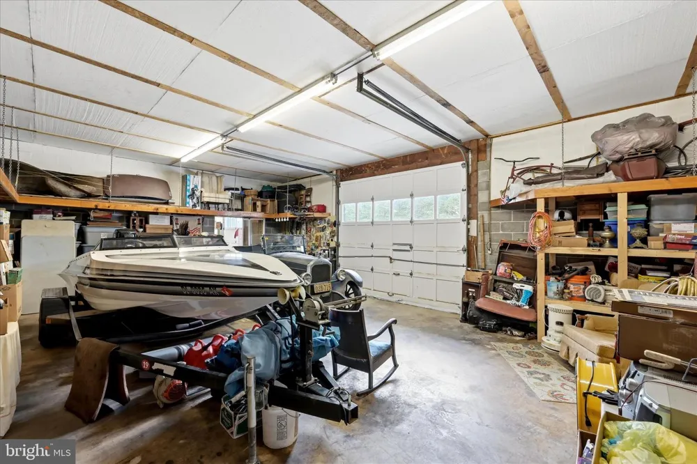 9581 VALLEY ROAD Berkeley Springs, WV 25411