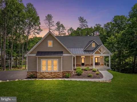 44 DEEP CREEK CIRCLE