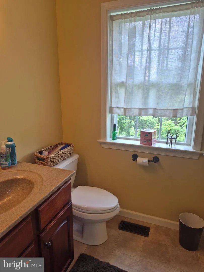 918 CHESTNUT STREET Gap, PA 17527