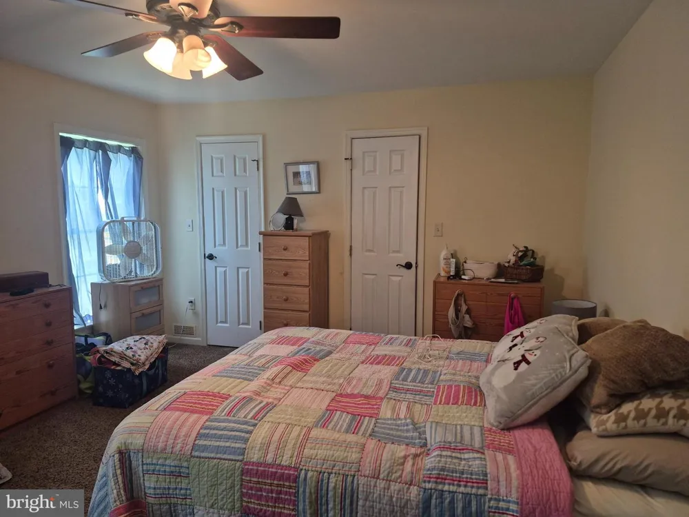 918 CHESTNUT STREET Gap, PA 17527