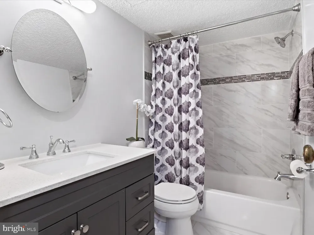 11809 BRETON COURT #2B Reston, VA 20191