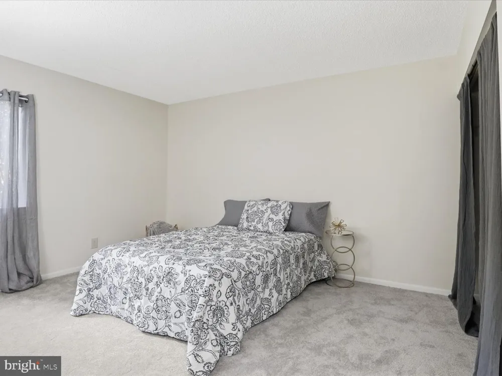 11809 BRETON COURT #2B Reston, VA 20191