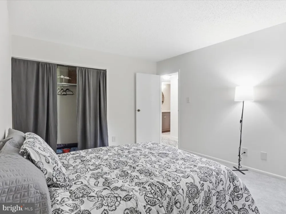 11809 BRETON COURT #2B Reston, VA 20191