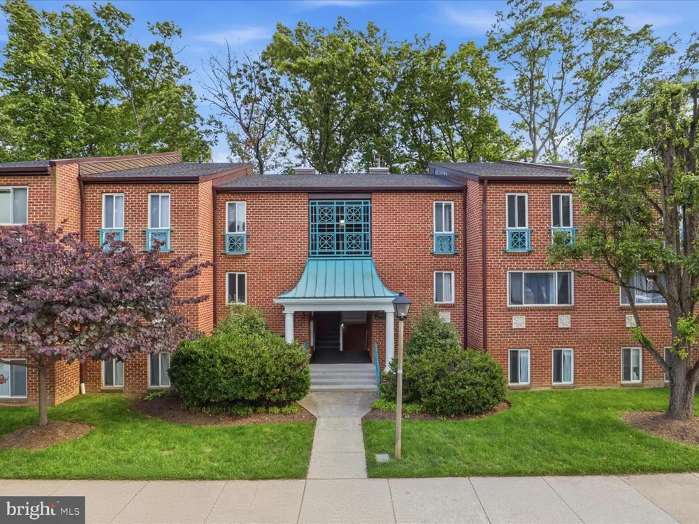 11809 BRETON COURT #2B Reston, VA 20191
