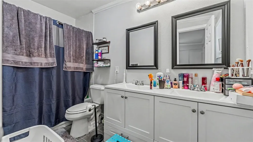 861 E LOWELL STREET Lakeland, FL 33805
