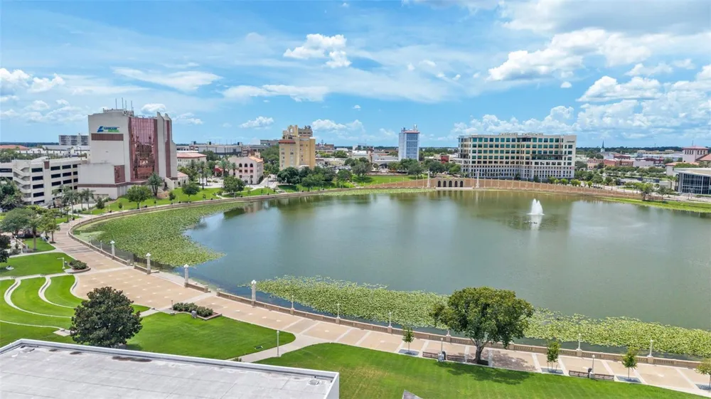 861 E LOWELL STREET Lakeland, FL 33805