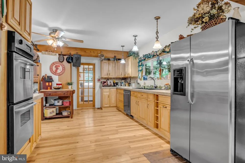 121 RAVINE LN Newport, PA 17074
