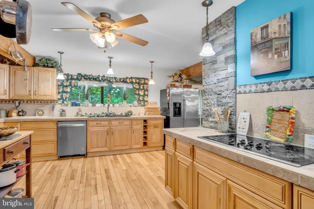 121 RAVINE LN Newport, PA 17074
