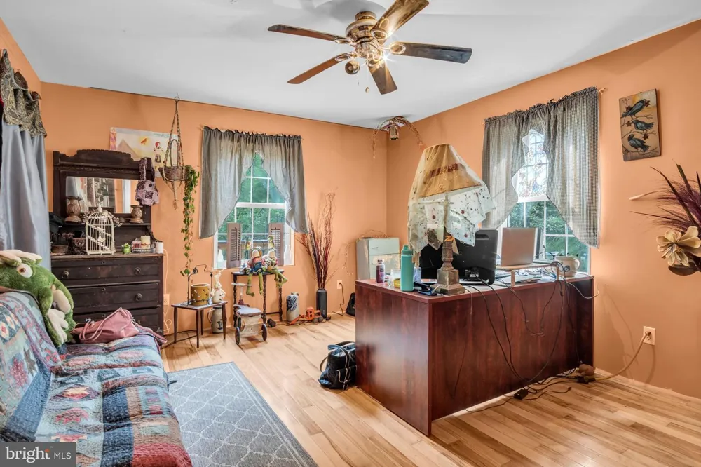 121 RAVINE LN Newport, PA 17074