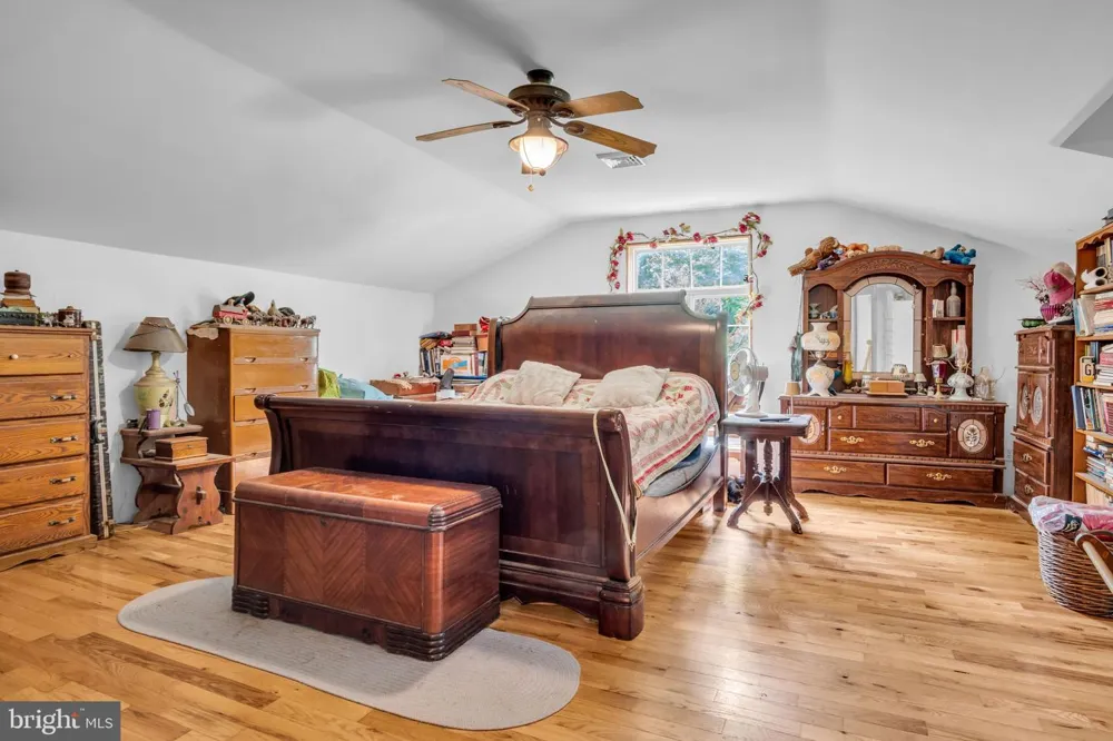 121 RAVINE LN Newport, PA 17074