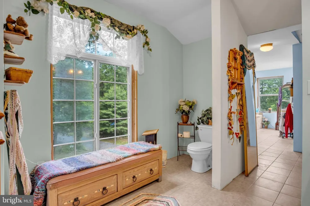 121 RAVINE LN Newport, PA 17074