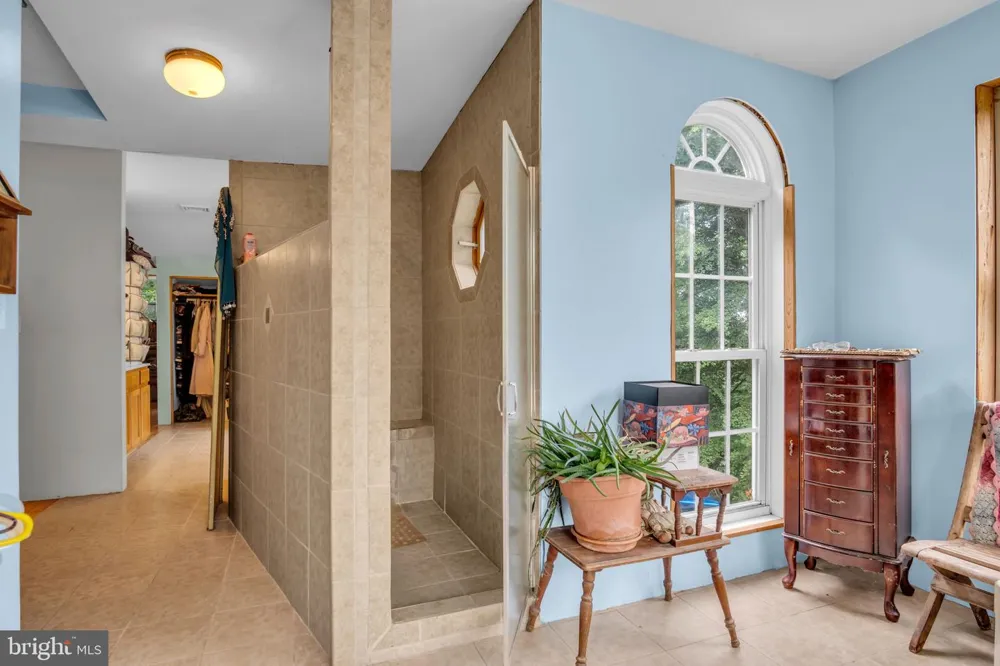 121 RAVINE LN Newport, PA 17074