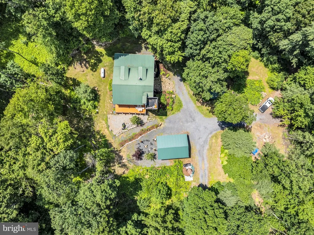 121 RAVINE LN Newport, PA 17074