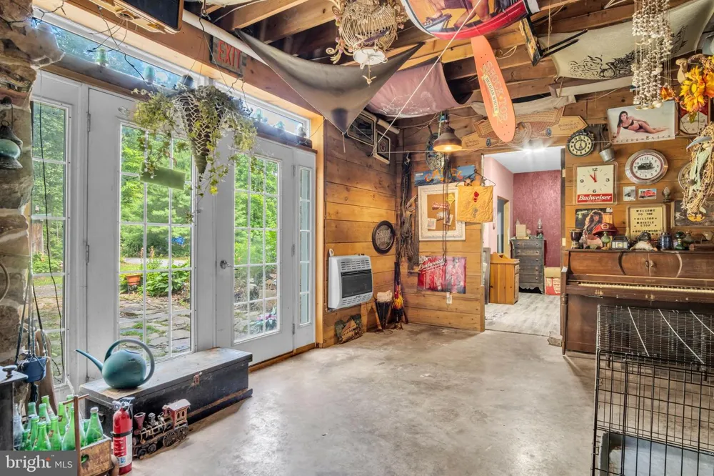 121 RAVINE LN Newport, PA 17074