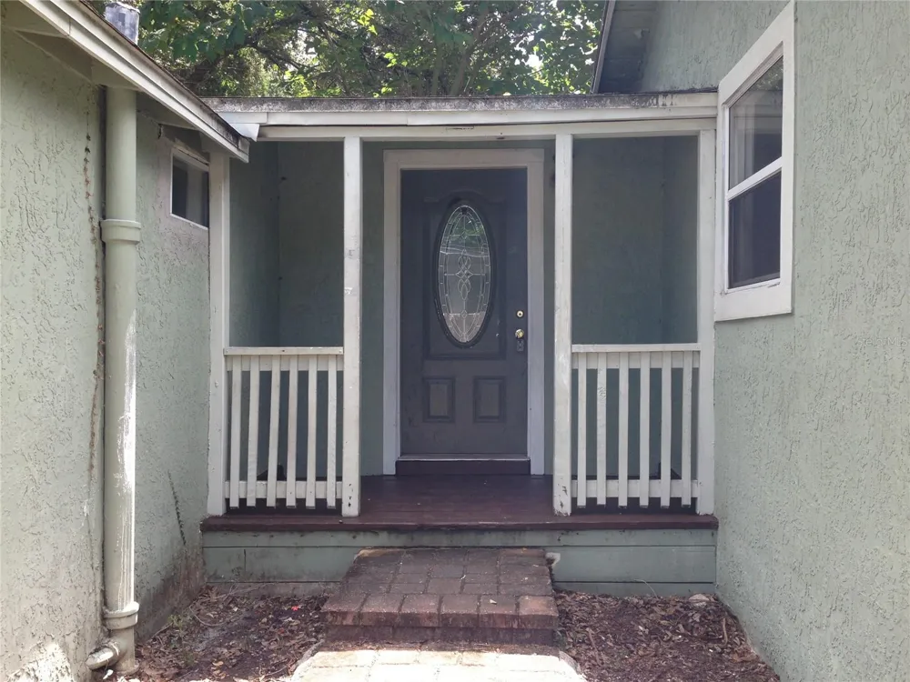 1328 CLOVERLAWN AVENUE #B Orlando, FL 32806