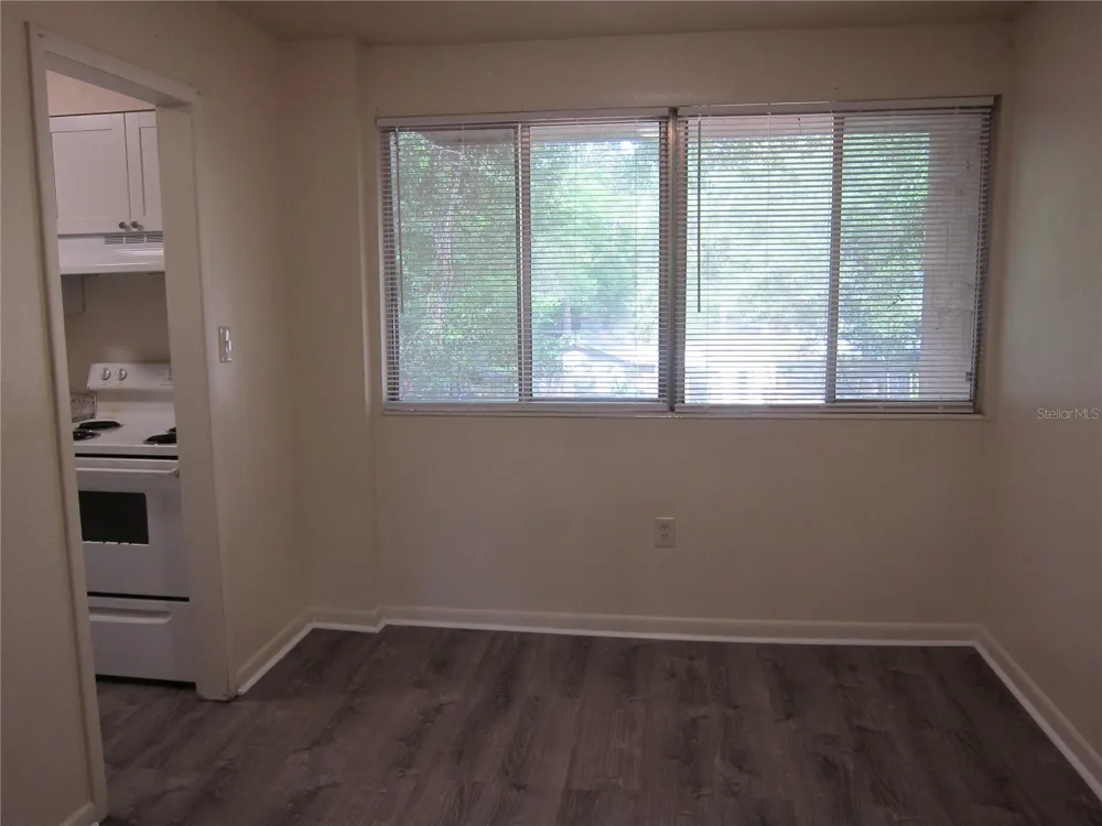 300 NW 20TH AVENUE #6 Gainesville, FL 32609