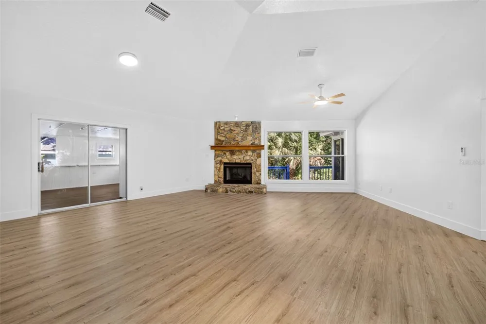 4586 S FLAMBEAU LOOP Homosassa, FL 34448