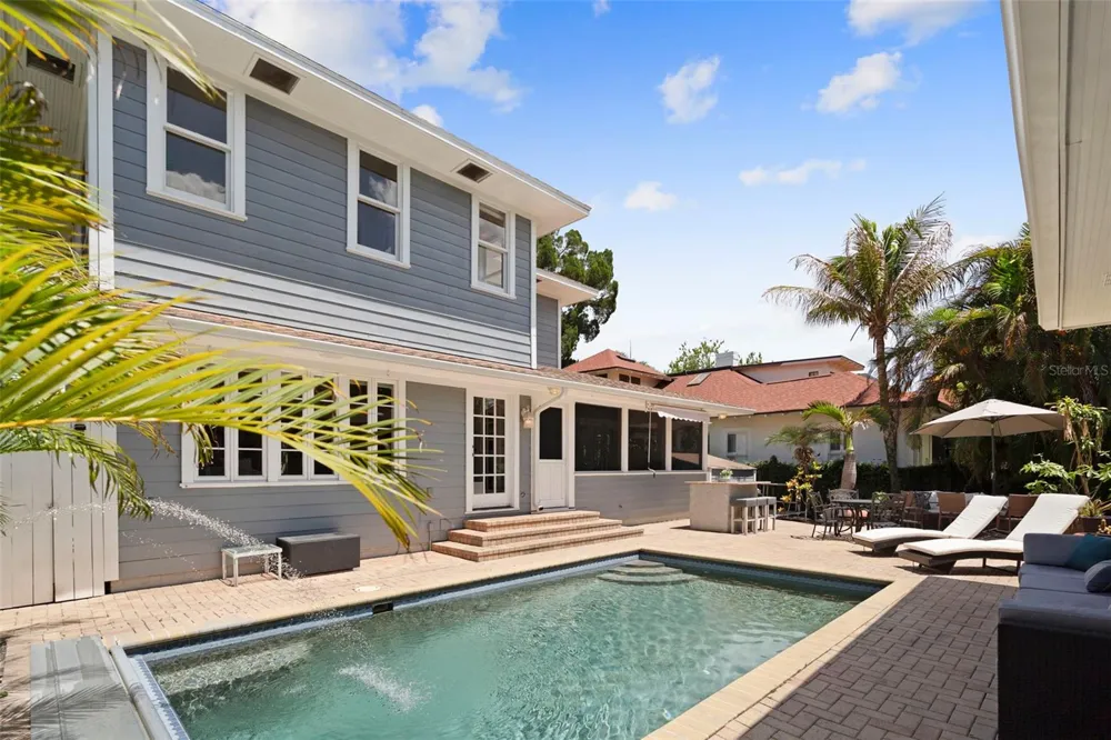 703 S EDISON AVENUE Tampa, FL 33606
