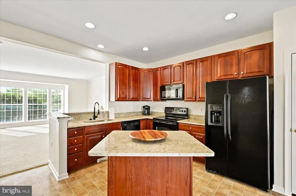 18 DAVIS STREET Charles Town, WV 25414