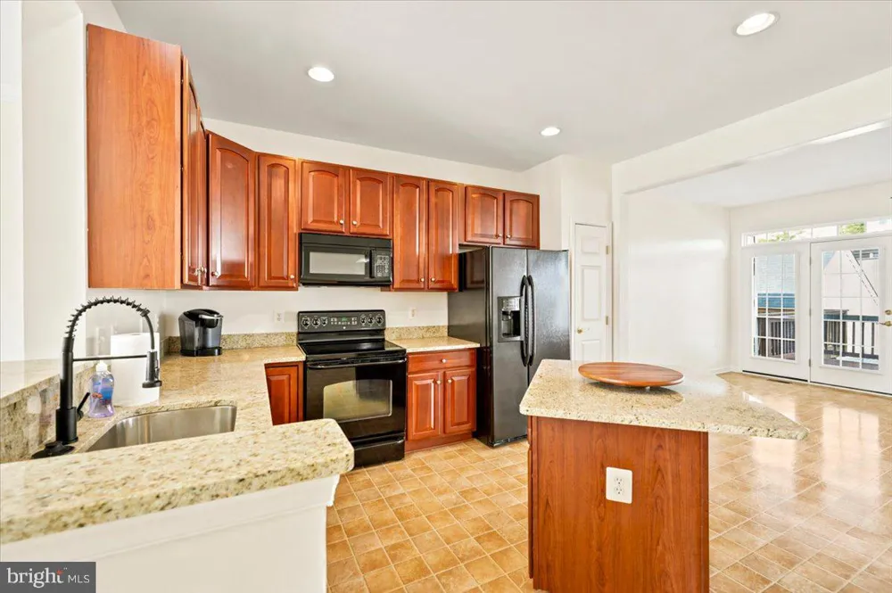 18 DAVIS STREET Charles Town, WV 25414