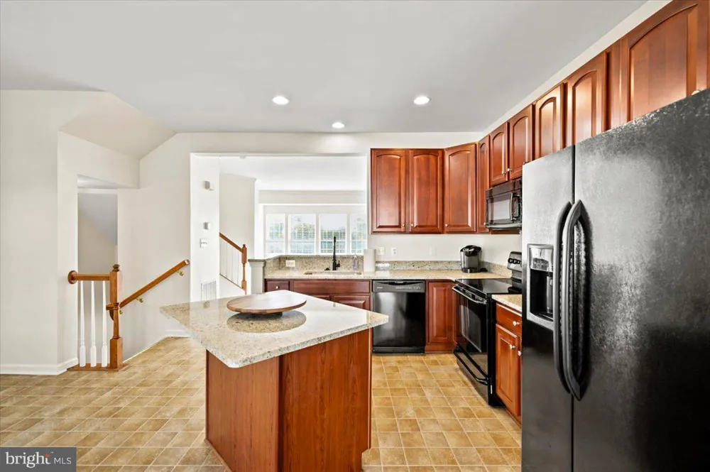 18 DAVIS STREET Charles Town, WV 25414