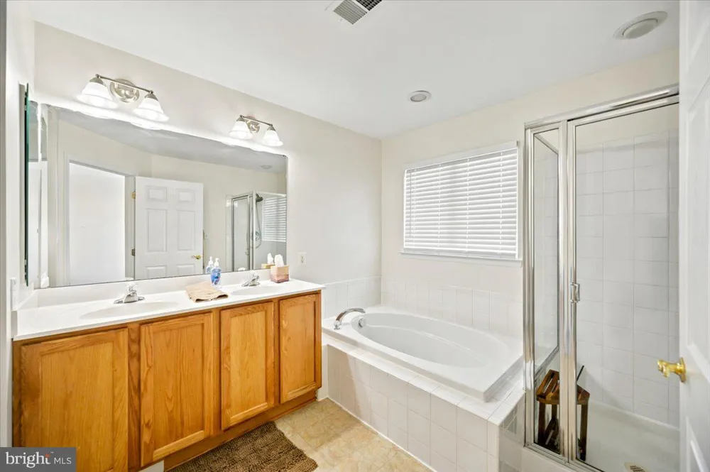 18 DAVIS STREET Charles Town, WV 25414