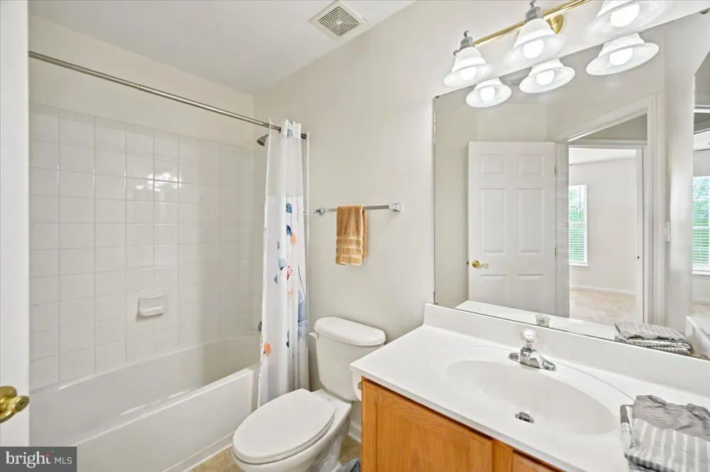 18 DAVIS STREET Charles Town, WV 25414