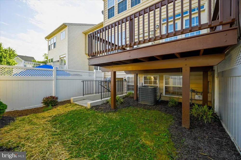 18 DAVIS STREET Charles Town, WV 25414