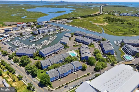 710 HARBOUR COVE