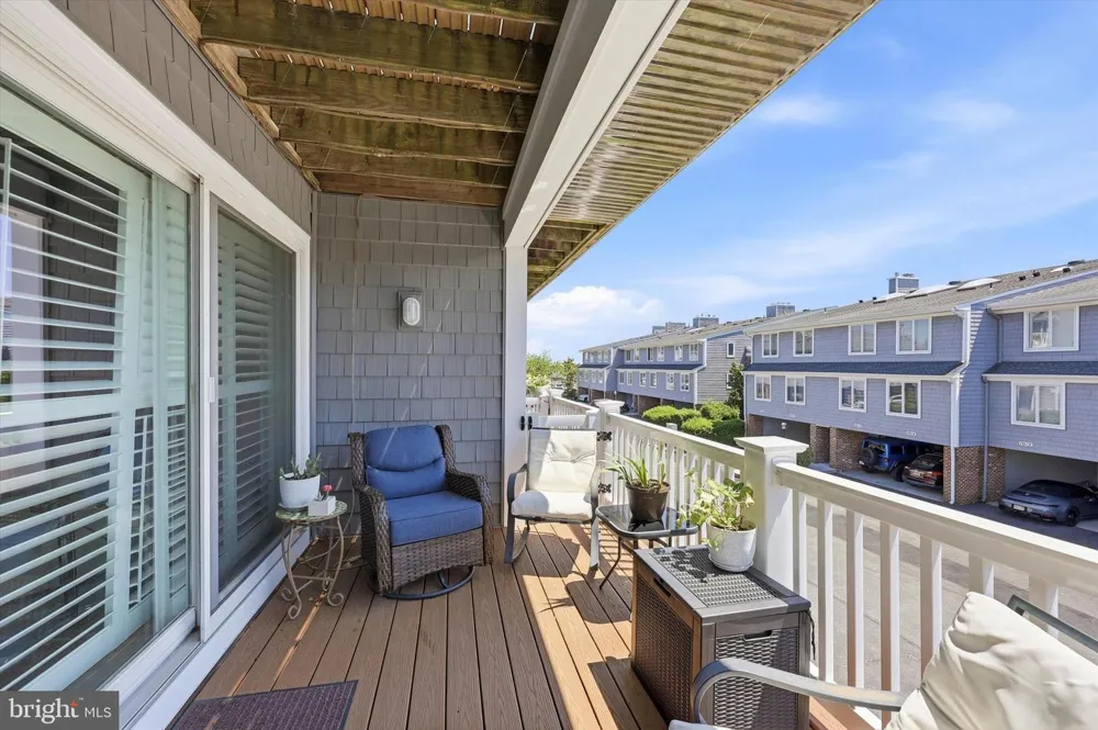 710 HARBOUR COVE Somers Point, NJ 08244