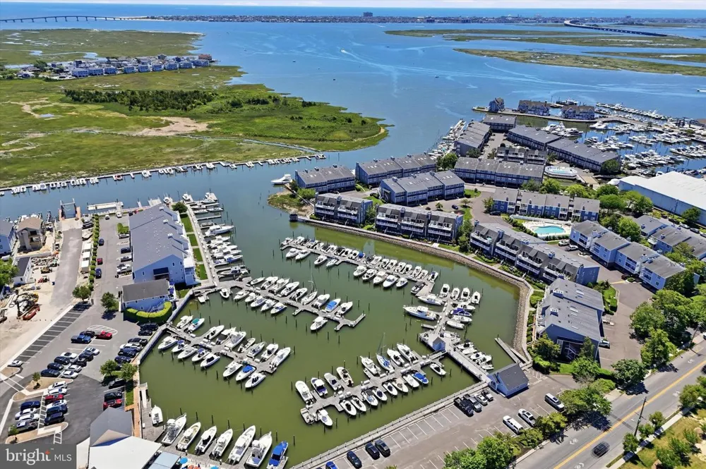 710 HARBOUR COVE Somers Point, NJ 08244