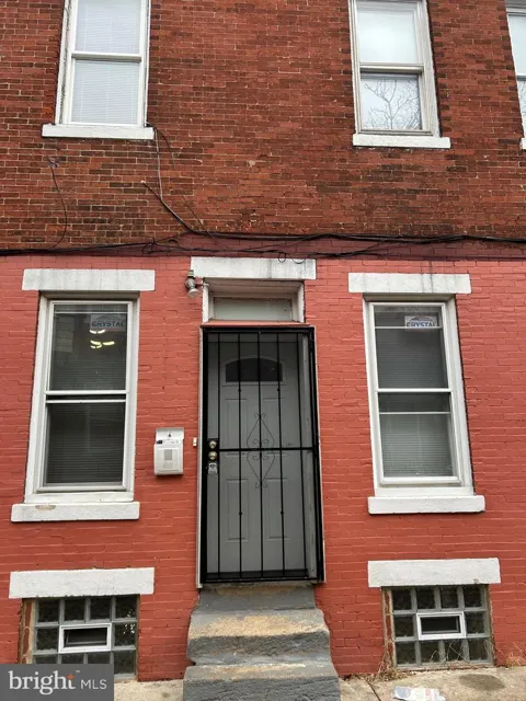 6140 VINE STREET #2ND FLOOR