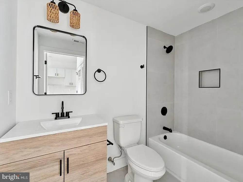 2520 N FRONT ST #403 Philadelphia, PA 19133