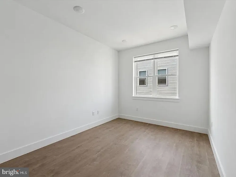 2520 N FRONT ST #403 Philadelphia, PA 19133