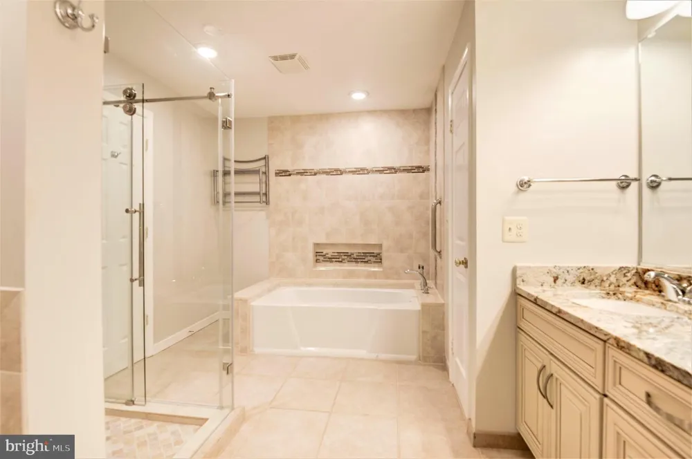 10322 DUNN MEADOW ROAD Vienna, VA 22182