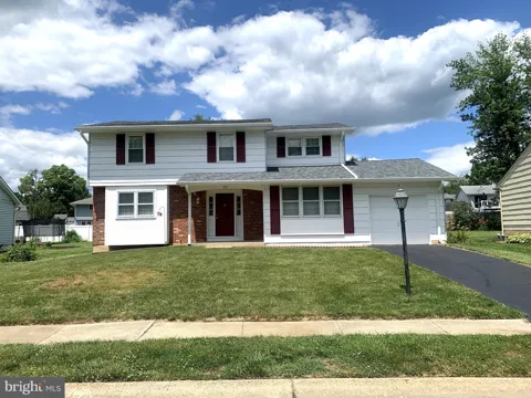 517 GARRICK ROAD