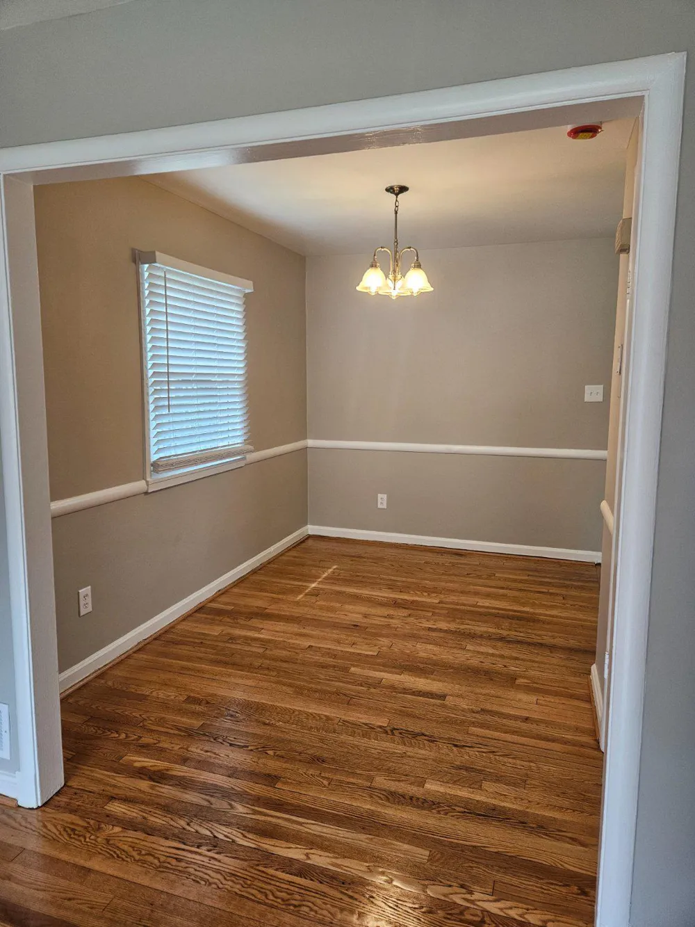 11105 STILLWATER Kensington, MD 20895