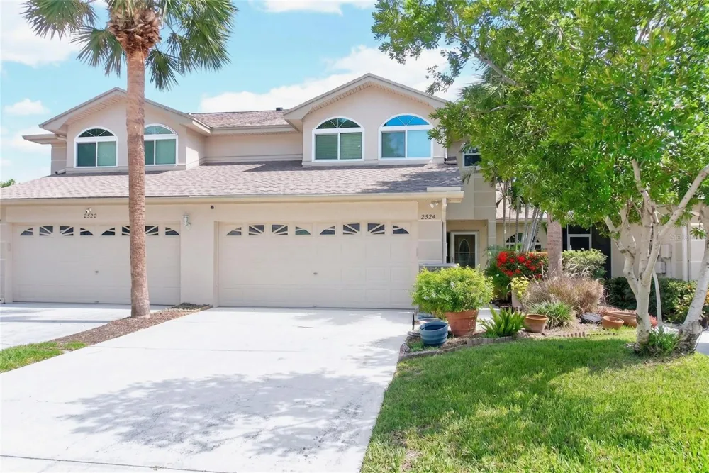 2524 W BROOK LANE Clearwater, FL 33761