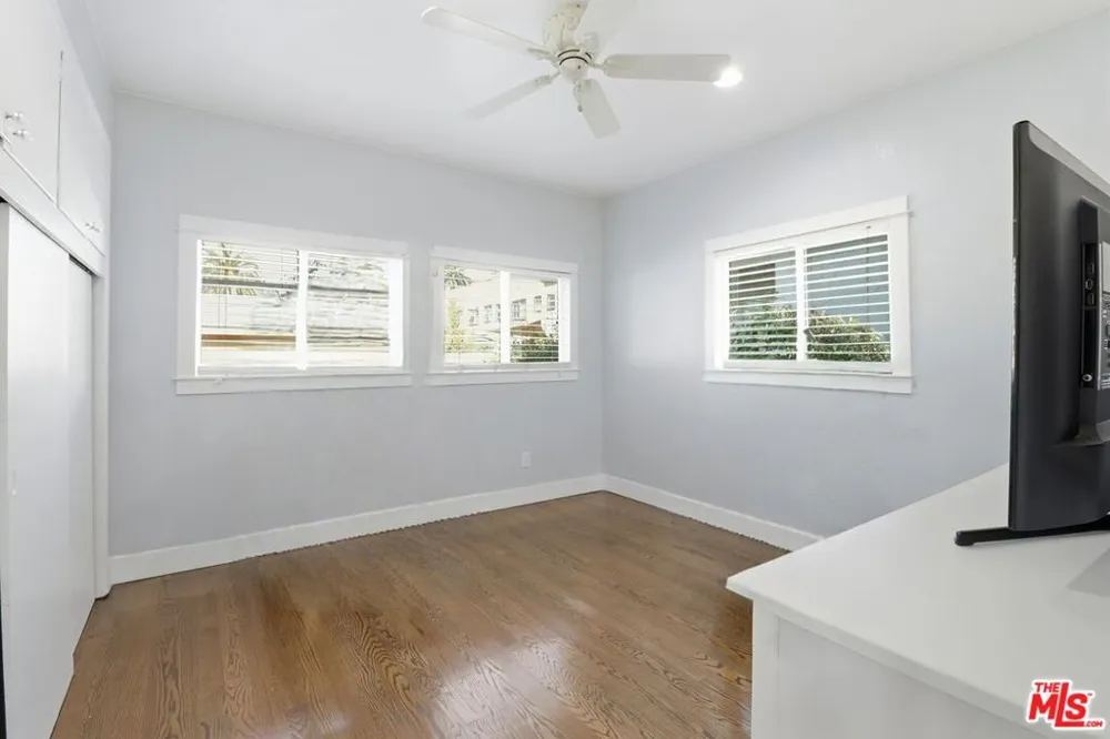 1459 W 47th Street Los Angeles, CA 90062