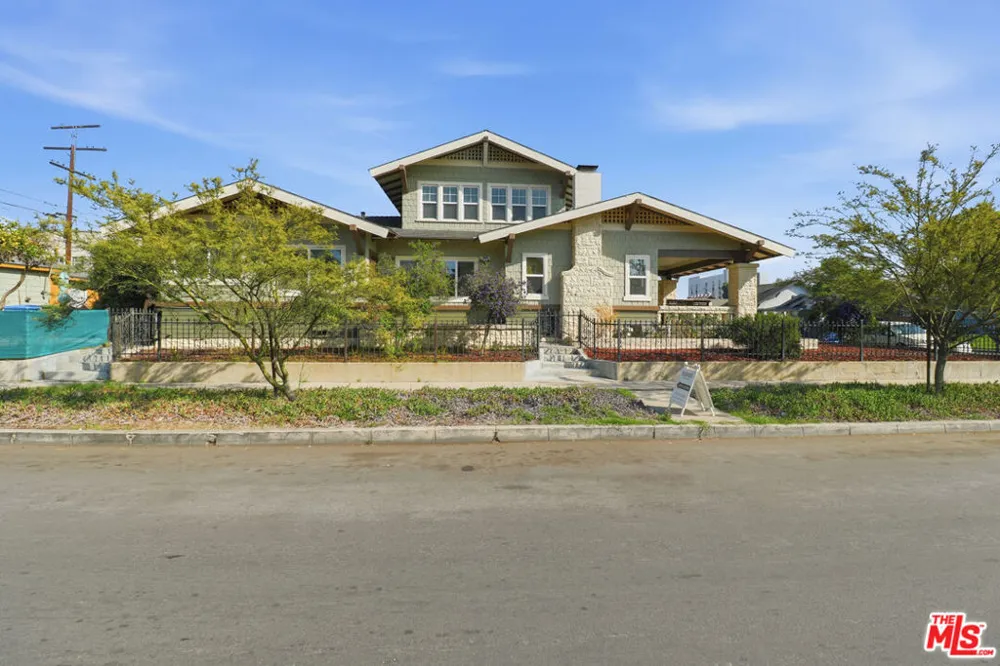 1459 W 47th Street Los Angeles, CA 90062