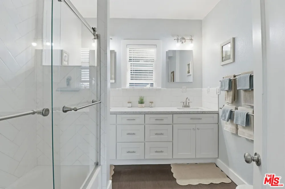 1459 W 47th Street Los Angeles, CA 90062