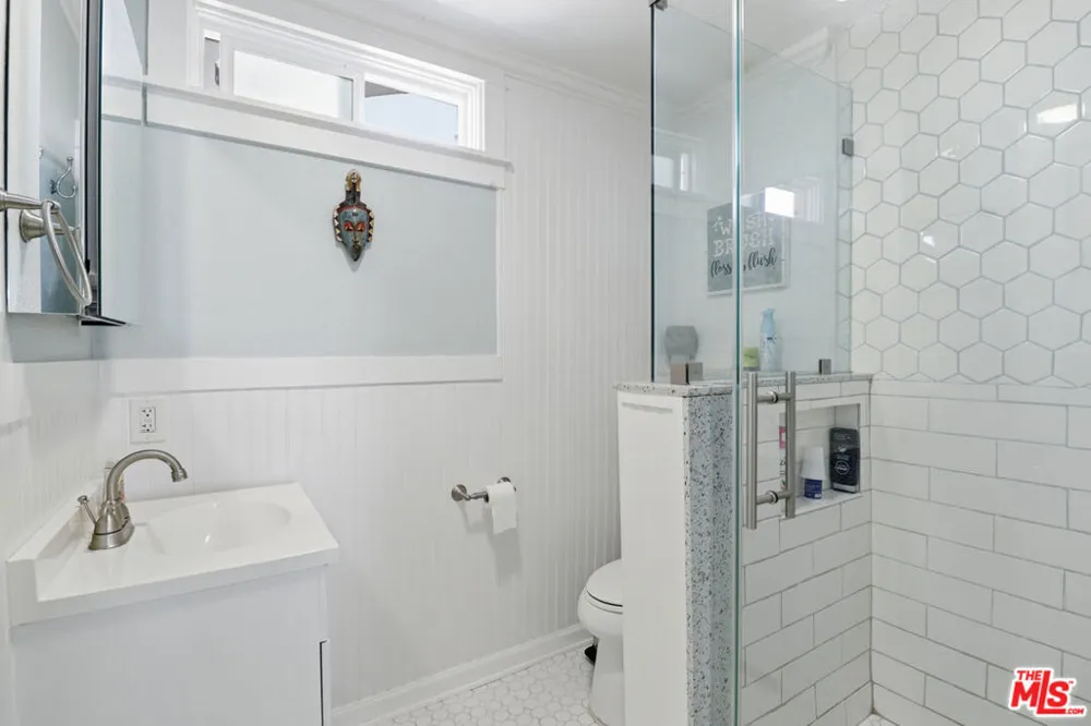 1459 W 47th Street Los Angeles, CA 90062