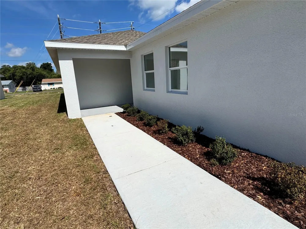 6024 12TH STREET Zephyrhills, FL 33542