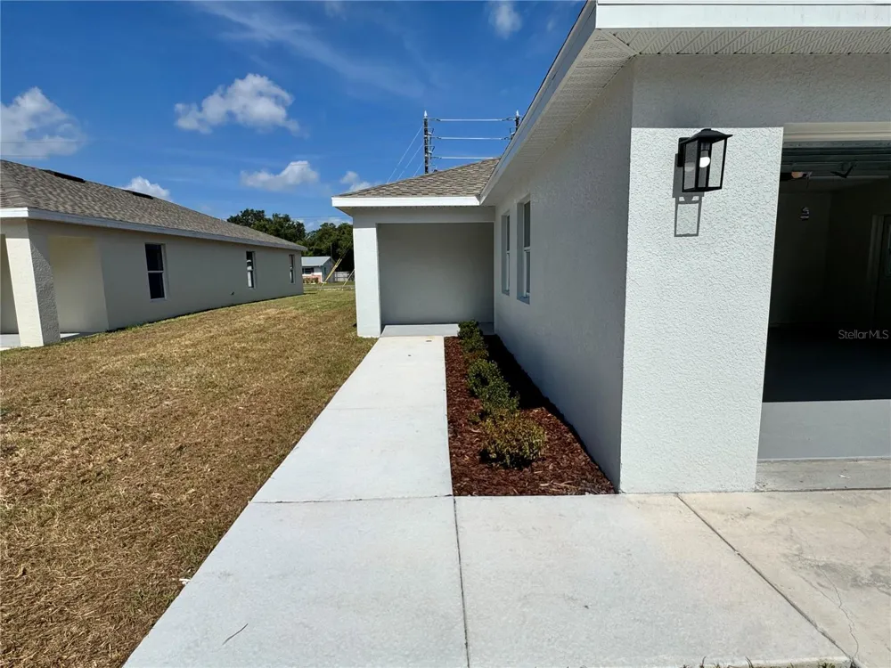 6024 12TH STREET Zephyrhills, FL 33542