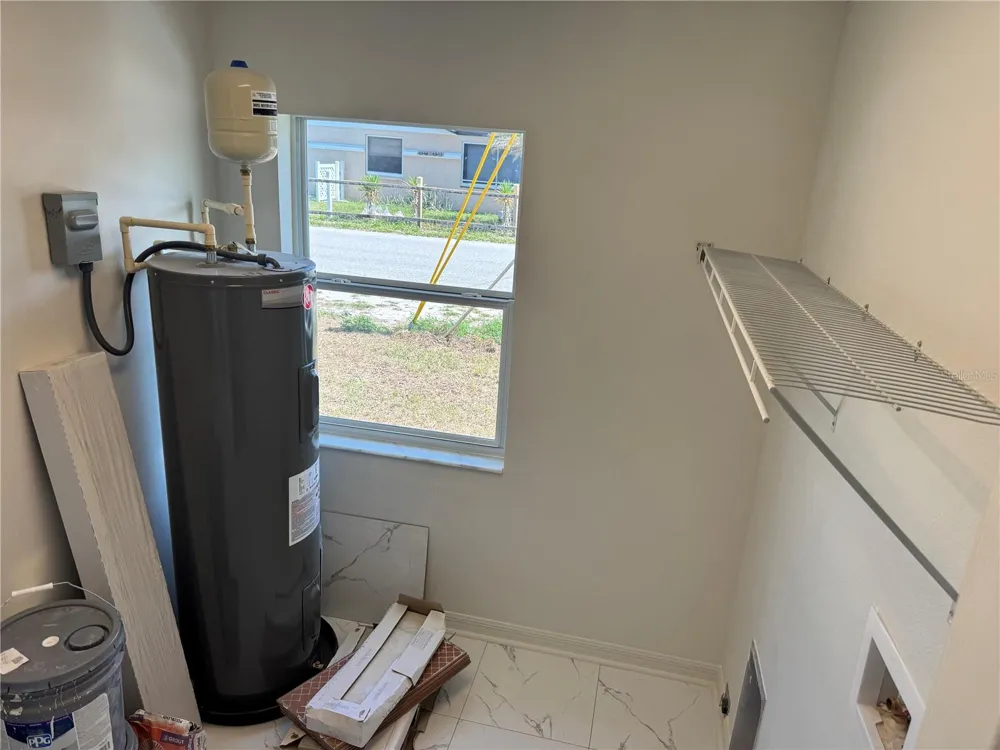 6024 12TH STREET Zephyrhills, FL 33542