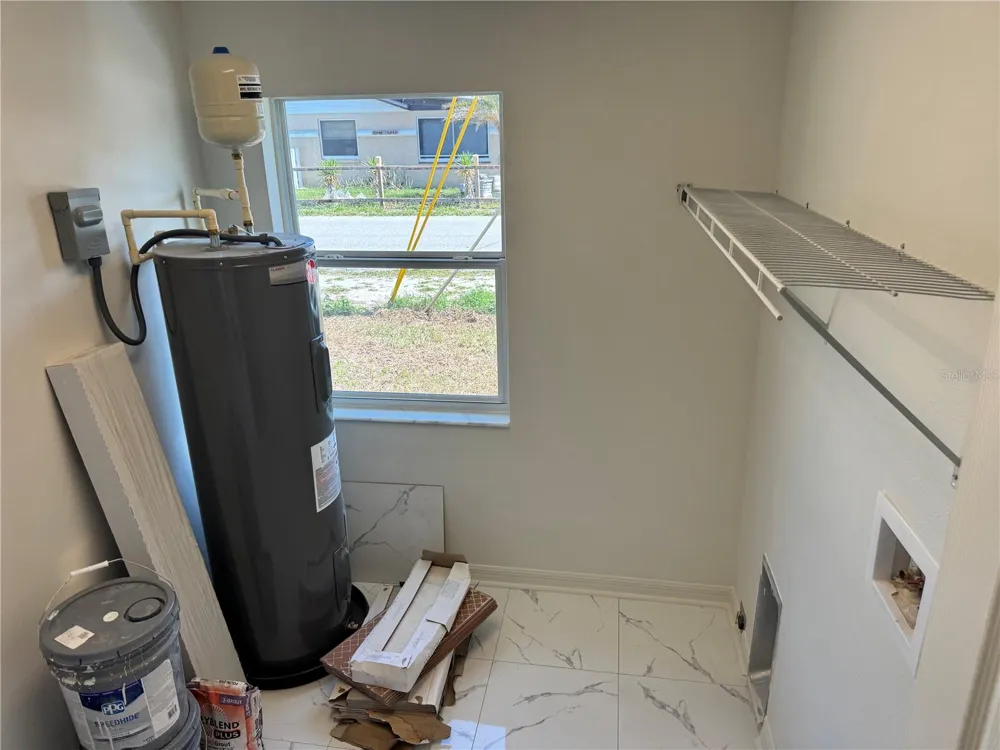 6024 12TH STREET Zephyrhills, FL 33542